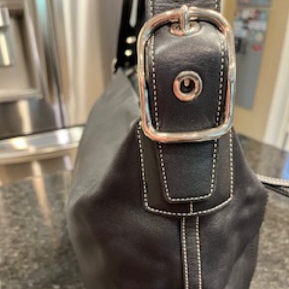 Authentic - Vintage - Coach Large Leather Hobo - Picture 6 of 15